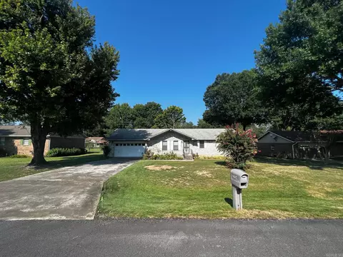 2324 Nicole Cir, Heber Springs, AR 72543