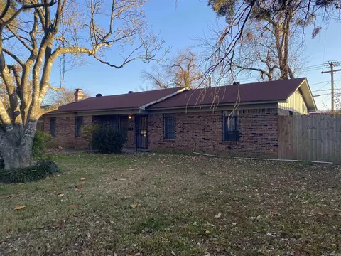 2604 Belmoor Ave, Pine Bluff, AR 71601 photo 1