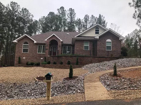 11 Valerosa Ln, Hot Springs Village, AR 71909