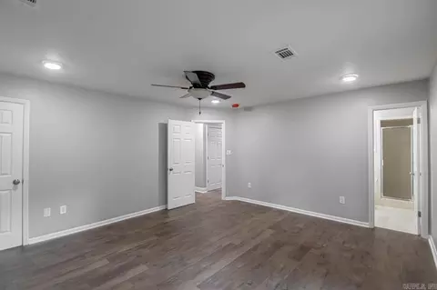 1802 Pinecroft St, Benton, AR 72019 photo 27