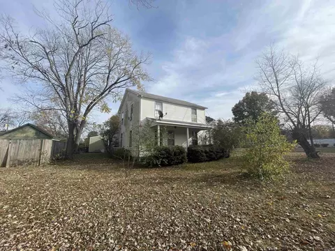 812 Merritt, Searcy, AR 72143
