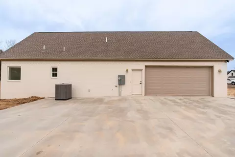 Exterior - 46 Mckaskle Cv, Greenbrier, AR 72058 photo 10 of 13