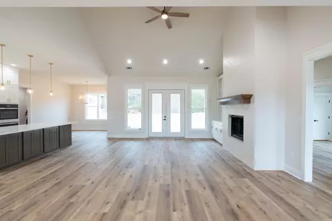 Living - 46 Mckaskle Cv, Greenbrier, AR 72058 photo 1 of 5