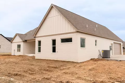 Exterior - 46 Mckaskle Cv, Greenbrier, AR 72058 photo 9 of 13