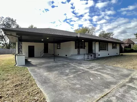 611 Circle Dr, Trumann, AR 72472 photo 2