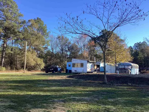 133 Hempstead 28, Mccaskill, AR 71847