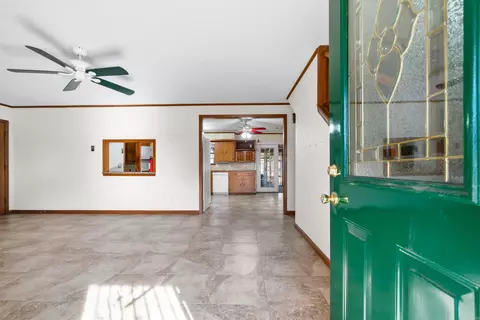 215 W Dickson St, Murfreesboro, AR 71958 photo 3