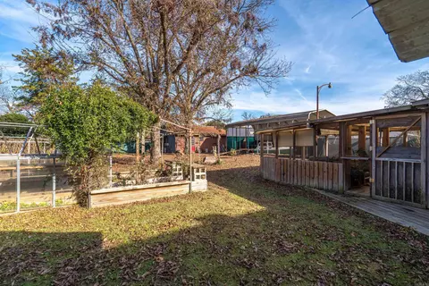 215 W Dickson St, Murfreesboro, AR 71958 photo 28