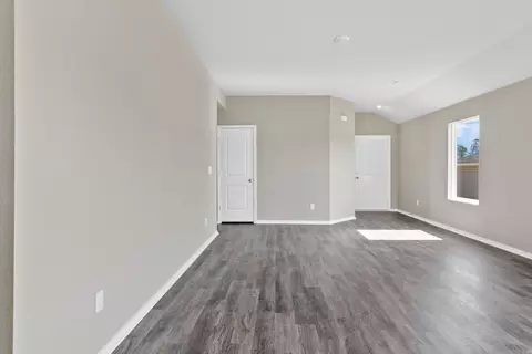 Living - 4503 Olympic Dr, Benton, AR 72019 photo 1 of 5
