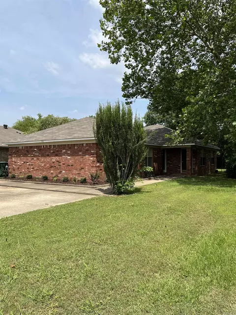 416 S Davis, Conway, AR 72034 photo 2