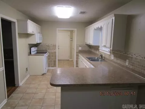 4360 Sandhill Rd, Cabot, AR 72023 photo 5