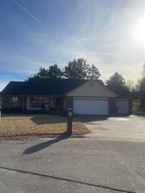 47 Jamestown Dr, Searcy, AR 72143