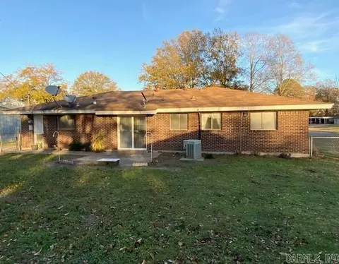1204 Berkshire St, Pine Bluff, AR 71601 photo 5