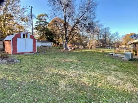 1204 Berkshire St, Pine Bluff, AR 71601 photo 8