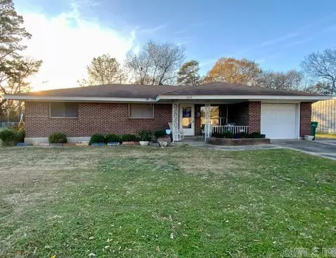 1204 Berkshire St, Pine Bluff, AR 71601 photo 1