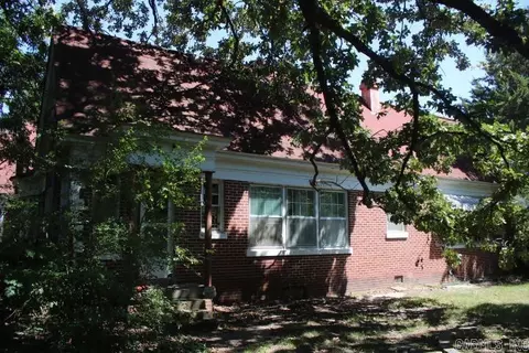 235 Linden Cir, Pine Bluff, AR 71603 photo 7