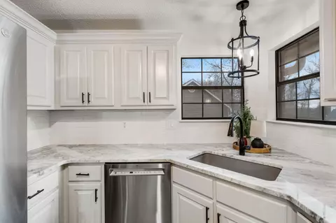 39 Hickory Ridge Dr, Benton, AR 72015 photo 12