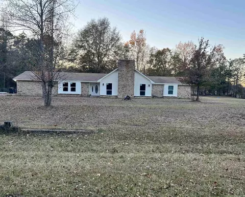8414 Victoria Dr, Pine Bluff, AR 71603 photo 1