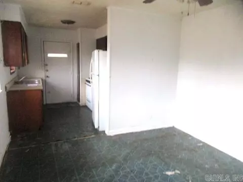 2619 Colonial St, Pine Bluff, AR 71601 photo 9