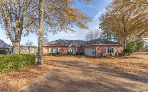 64 Sanchez Way, Hot Springs Village, AR 71909