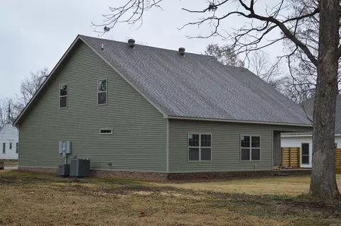 206 Home St, Marked Tree, AR 72365 photo 4