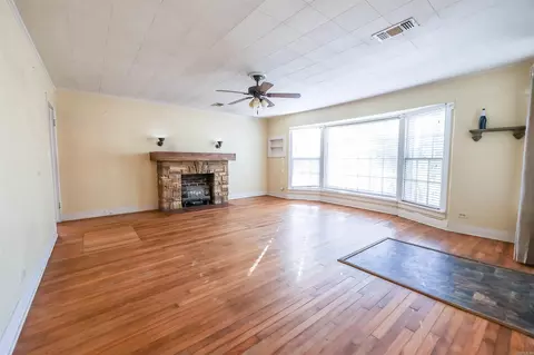 504 E 11th St, Smackover, AR 71762 photo 2
