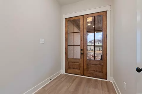 Entry Way - 1865 Iris Cv, Conway, AR 72034 photo 1 of 2