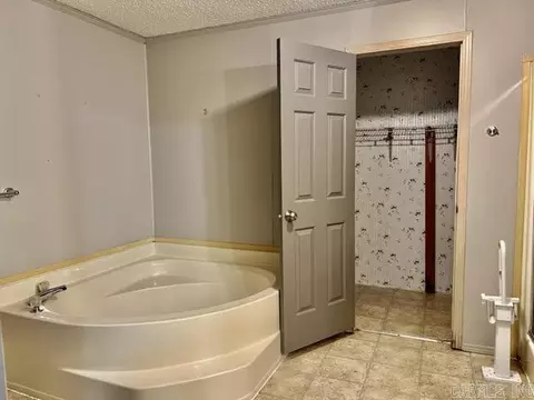 39 Fall Cir, Arkadelphia, AR 71923 photo 17