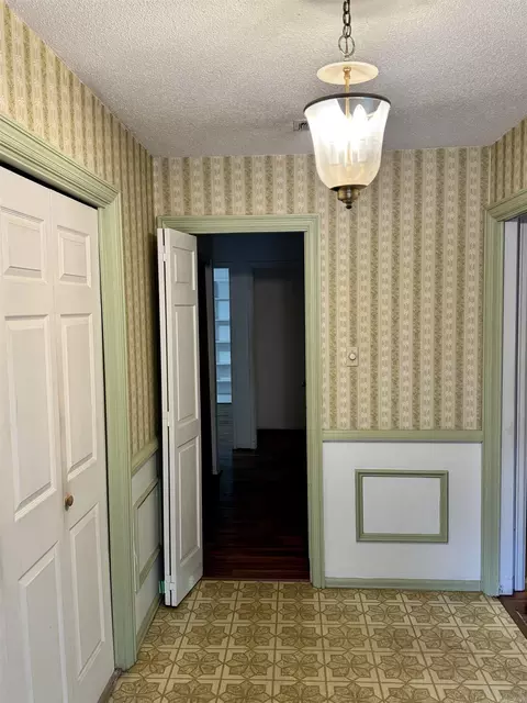 33 Smugglers Ln, Pine Bluff, AR 71603 photo 6