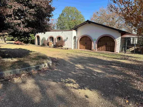 798 Ridge Rd, Heber Springs, AR 72543