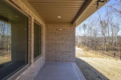 Exterior - 5027 Springwood Cir, Bryant, AR 72022 photo 5 of 8