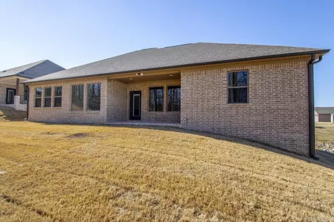 Exterior - 5027 Springwood Cir, Bryant, AR 72022 photo 6 of 8