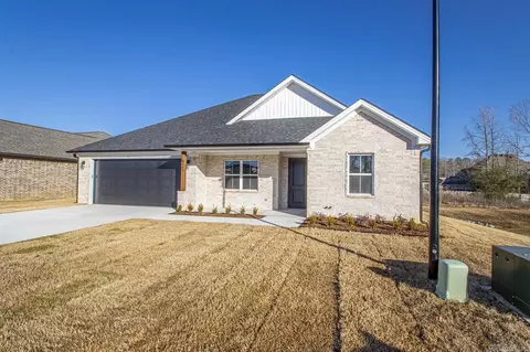 6005 Springwood Cir, Bryant, AR 72022 photo 2