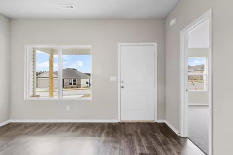 4512 Olympic Dr, Benton, AR 72019 photo 4