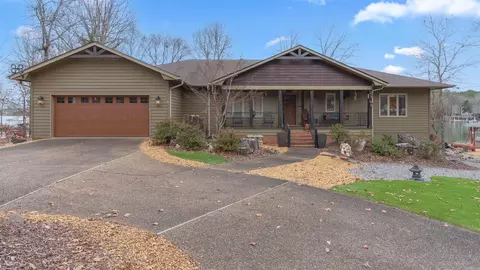 9 Levantino Ln, Hot Springs Village, AR 71909