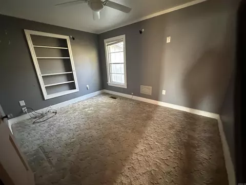917 W Hazel St, Benton, AR 72015 photo 4