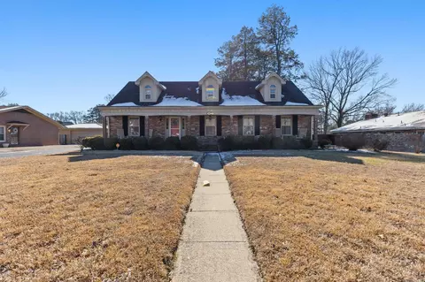 2402 W 42nd, Pine Bluff, AR 71603 photo 1