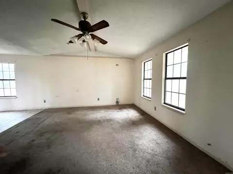 25 E Mobbs Cir, Greenbrier, AR 72058 photo 3