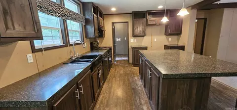 1414 Dixon Ln, Pine Bluff, AR 71603 photo 5