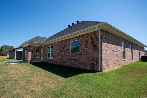 2460 Medlock, Conway, AR 72034 photo 25