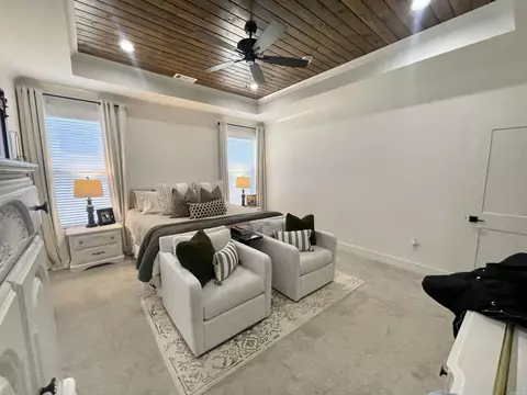 Bedroom - 868 Belle Grove Loop, Benton, AR 72019 photo 1 of 6