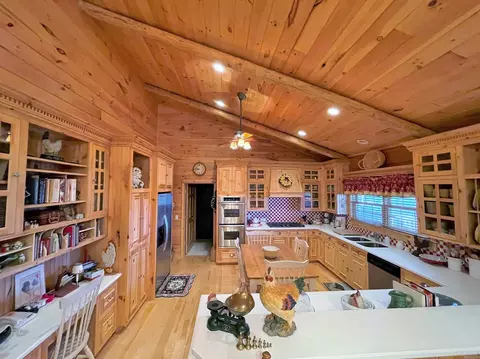 Kitchen - 319 Salmon Ln, Watson, OK 74963 photo 1 of 5