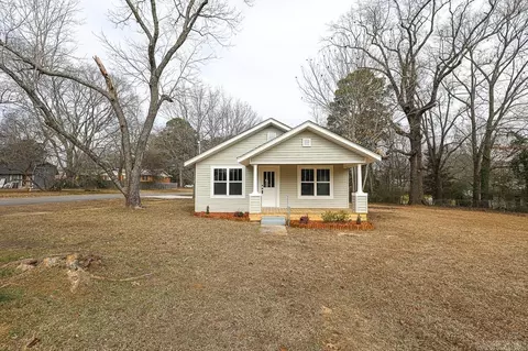 301 NE 3rd St, Bryant, AR 72022 photo 1