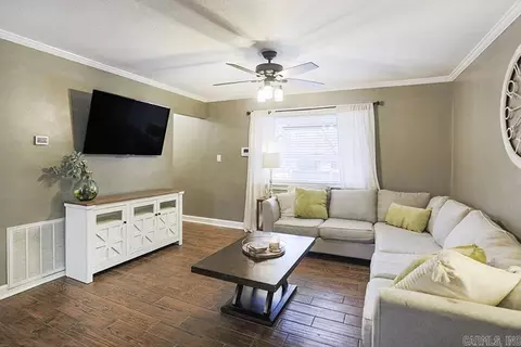 7909 Carrie Dr, Benton, AR 72019 photo 8