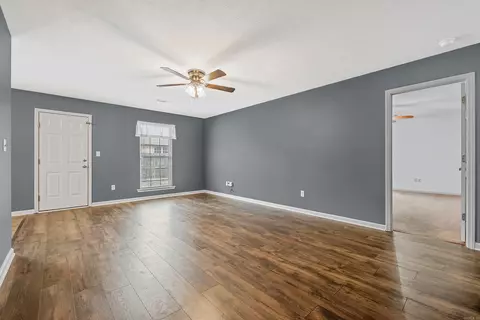 409 Calvin Ct, Searcy, AR 72143 photo 9