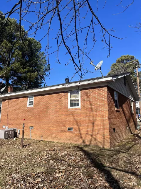 1007 W Taylor St, Rector, AR 72461 photo 6