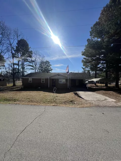 1007 W Taylor St, Rector, AR 72461 photo 2