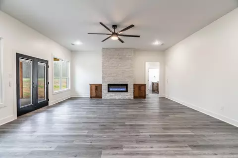 Living - 41 Jackson Loop, Ward, AR 72176 photo 1 of 1