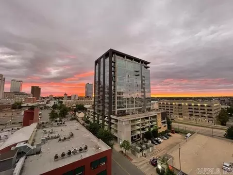 300 E 3rd St #1004, Little Rock, AR 72201