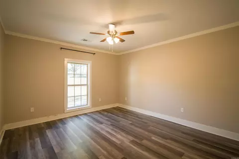 1228 Davis, Conway, AR 72034 photo 12